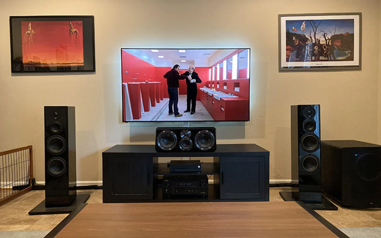 Âm trường rộng, định vị chính xác