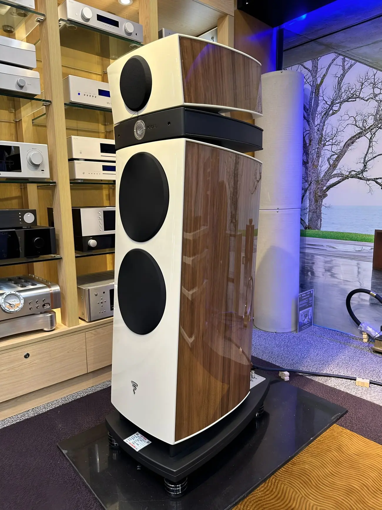 Thiết kế thùng loa Focus Time tối ưu pha âm