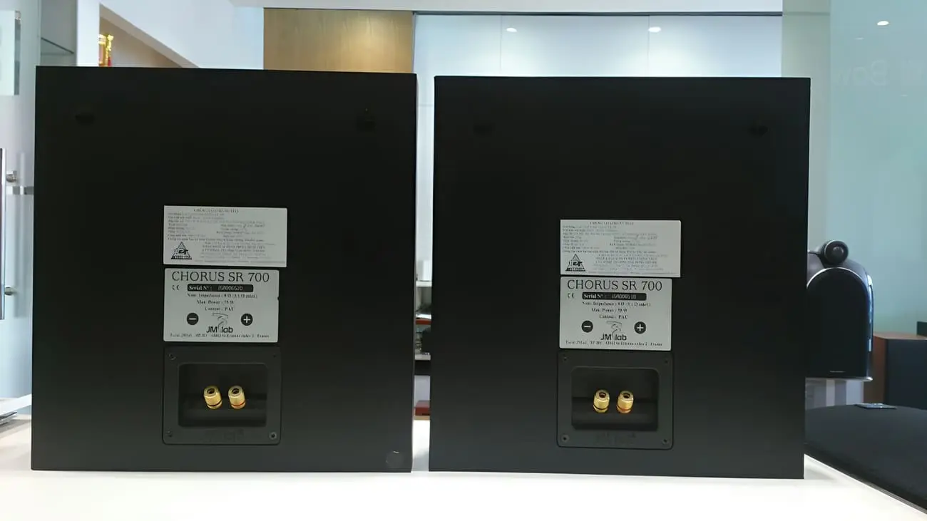 Công nghệ Polyglass cho âm thanh cân bằng