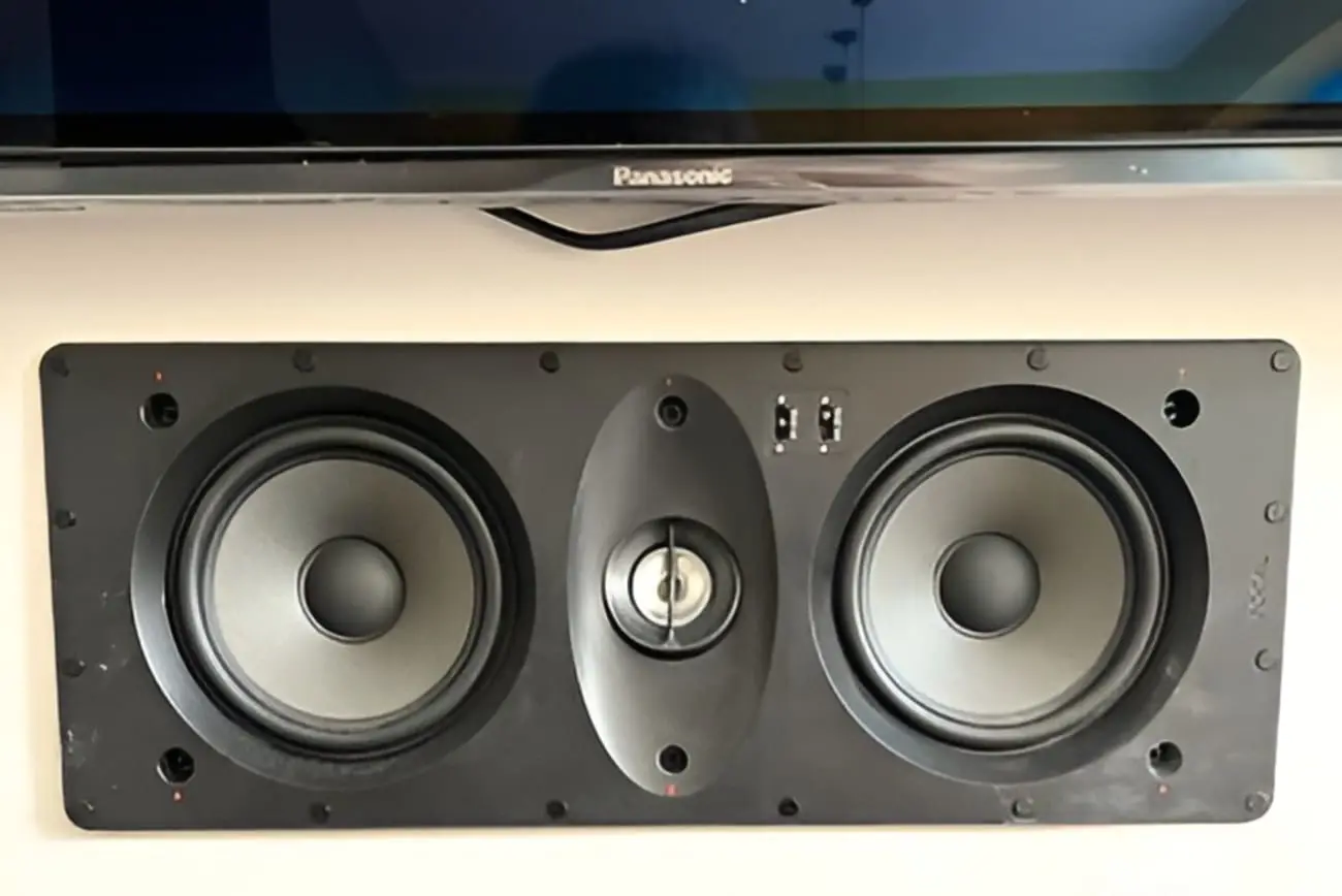 Loa âm tường Focal 100 IWLCR5 – Hệ loa home cinema