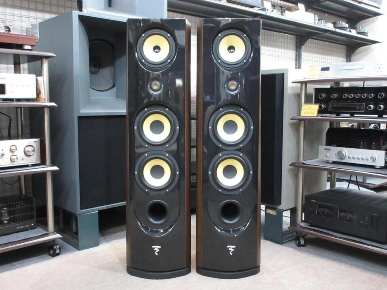 Loa Focal Spectral 40th cao cấp cho nghe nhạc & xem phim