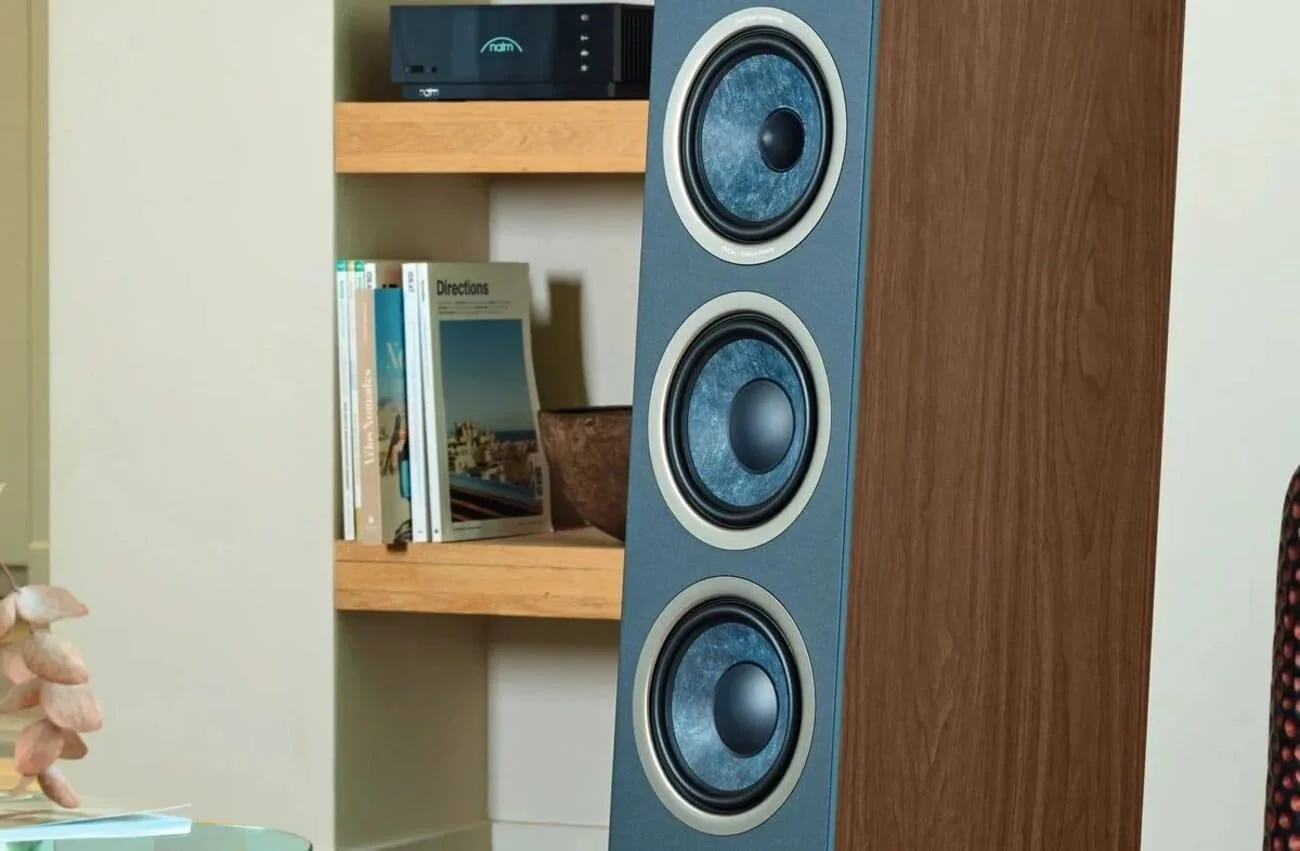 Thiết kế 3 đường tiếng cho âm thanh toàn diện