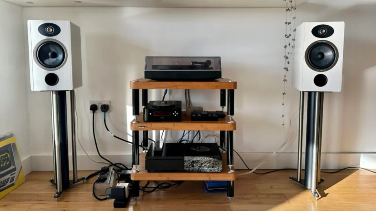 Âm thanh Hi-Fi chi tiết, cân bằng Âm thanh Hi-Fi chi tiết, cân bằng