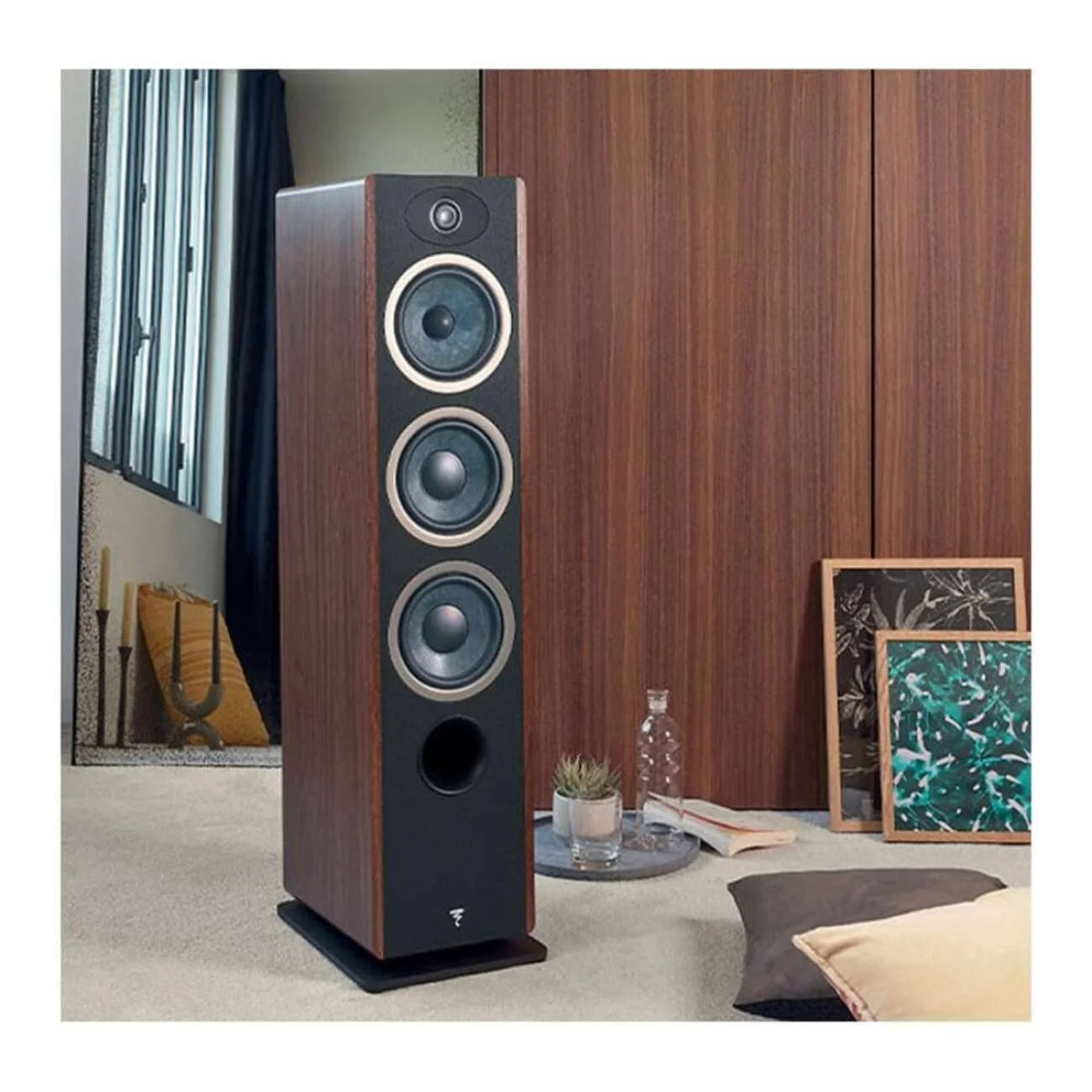 Âm thanh mạnh mẽ, phù hợp nhiều không gian