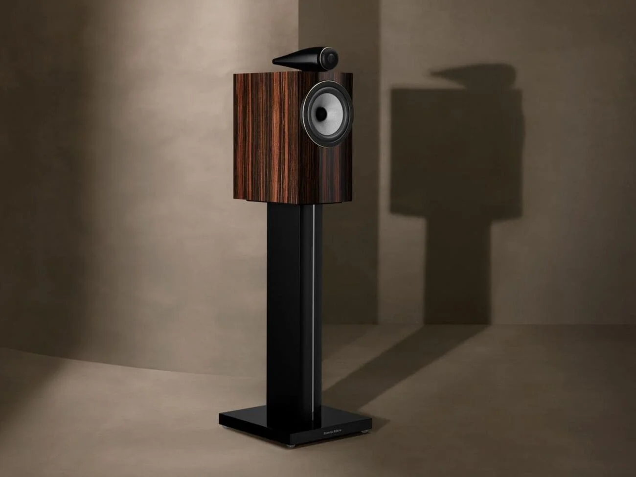 Loa Bowers & Wilkins 705 S3 Signature – Âm thanh tham chiếu