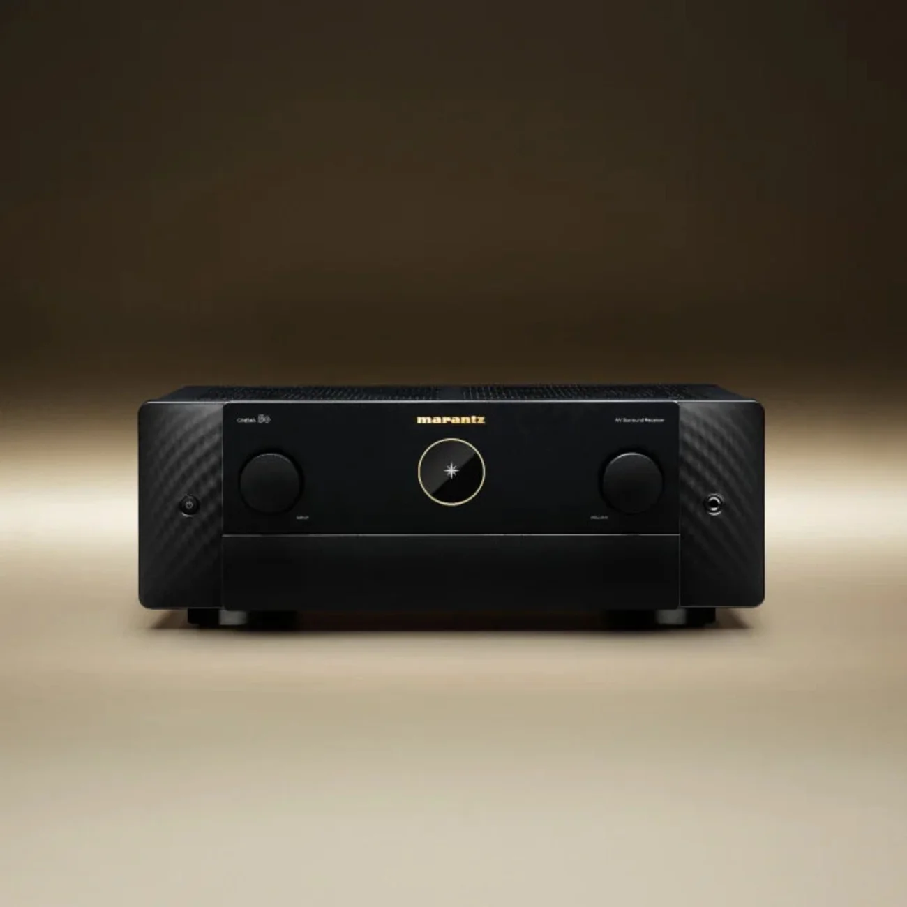 Amply Marantz Cinema 50 xem phim 8K cho hệ thống rạp hát gia đình