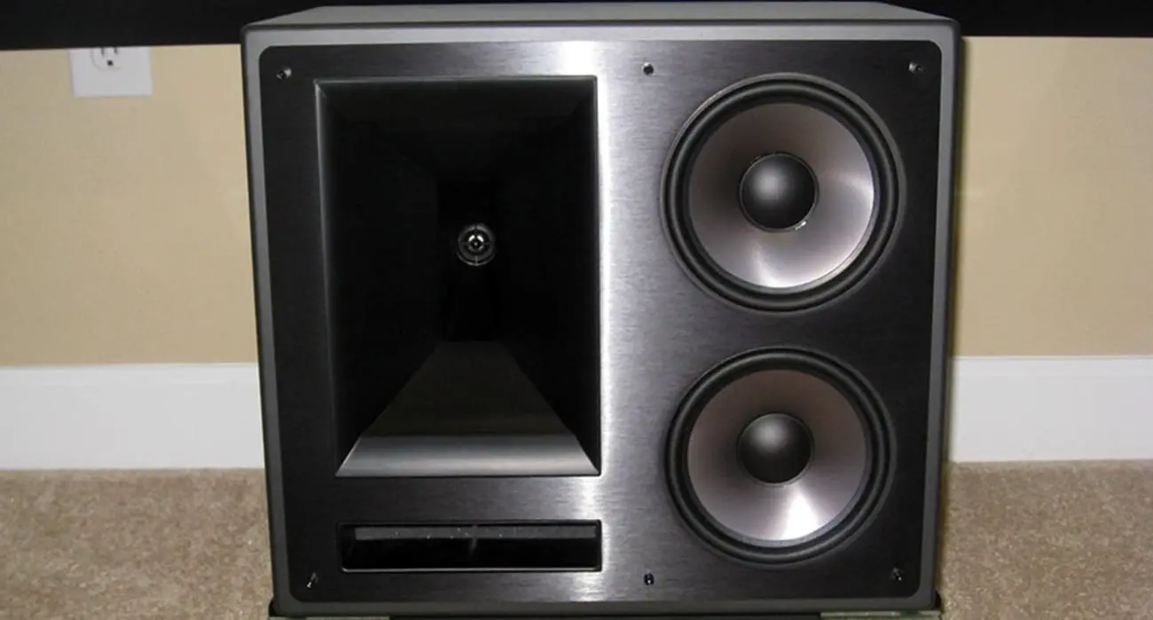 Họng kèn Tractrix® Horn tối ưu dải cao