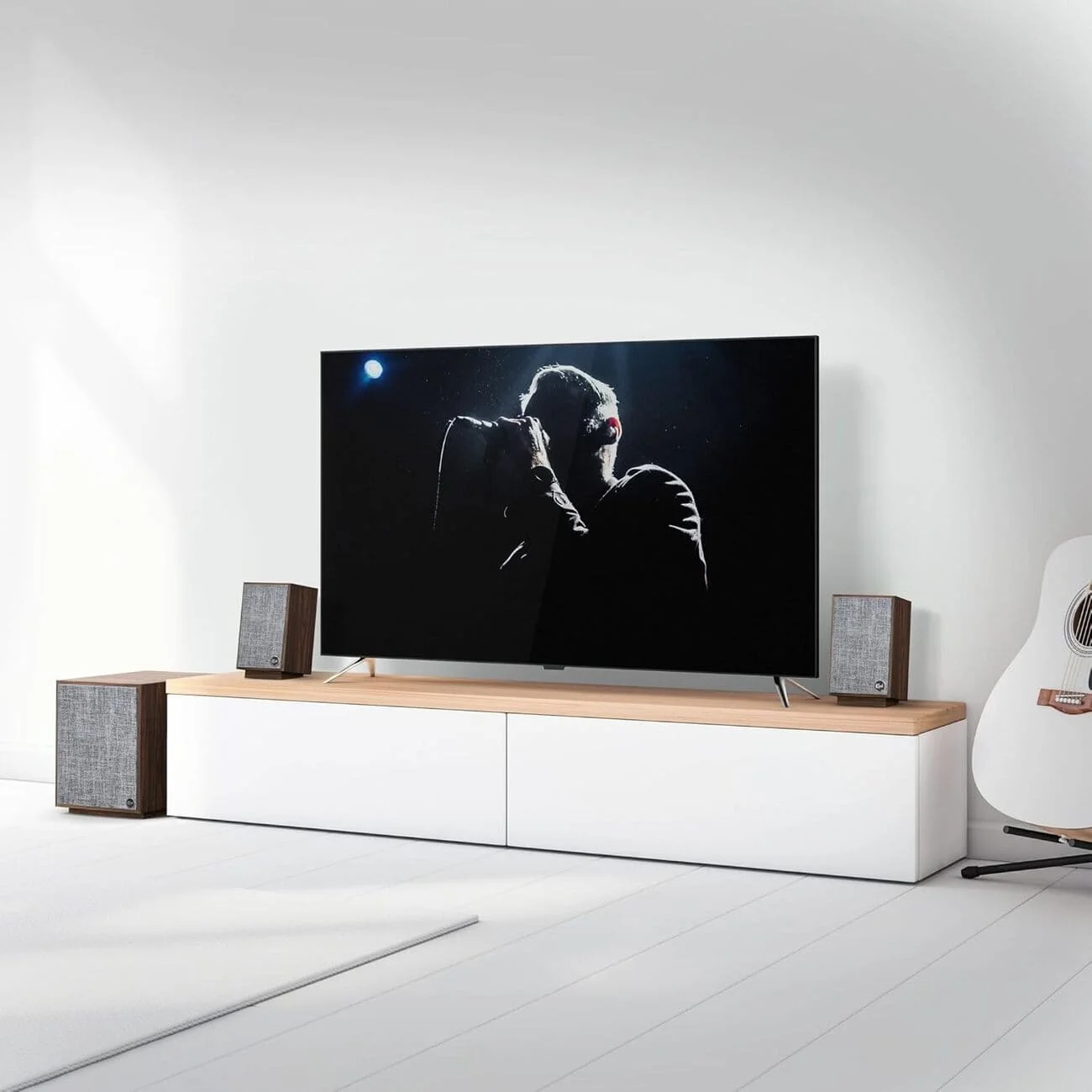 Klipsch ProMedia Heritage 2.1 - Loa desktop cao cấp với subwoofer mạnh mẽ