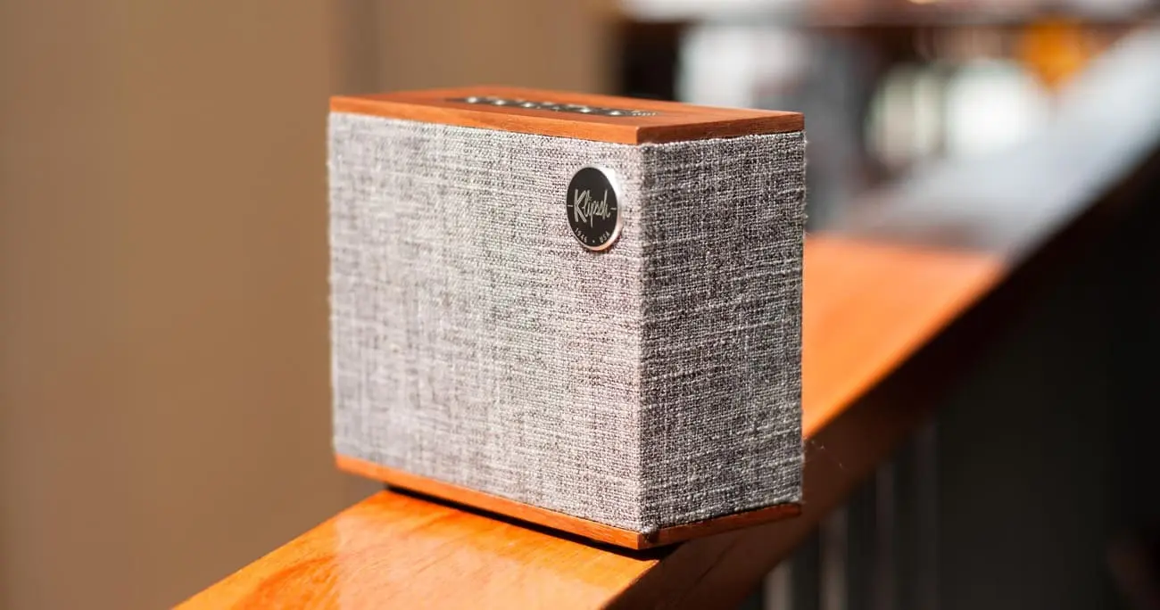 Chất âm Klipsch mạnh mẽ trong thiết kế nhỏ gọn