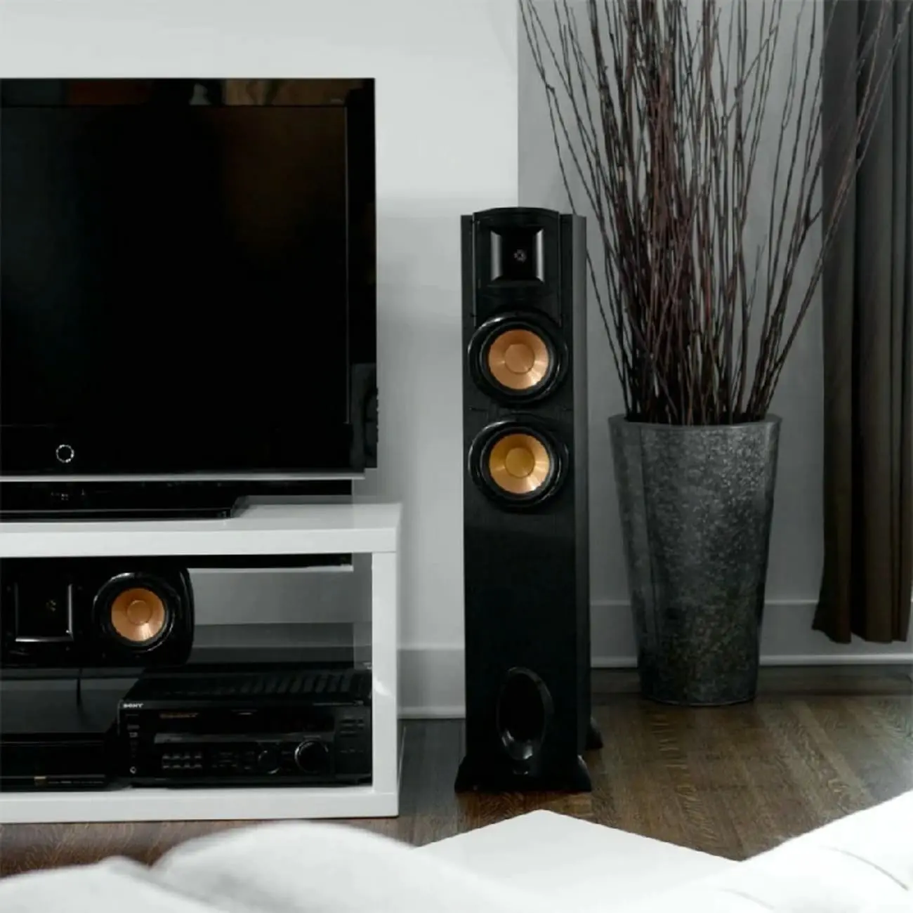 Loa đứng Klipsch F-200 chính hãng – Công nghệ Horn Tractrix