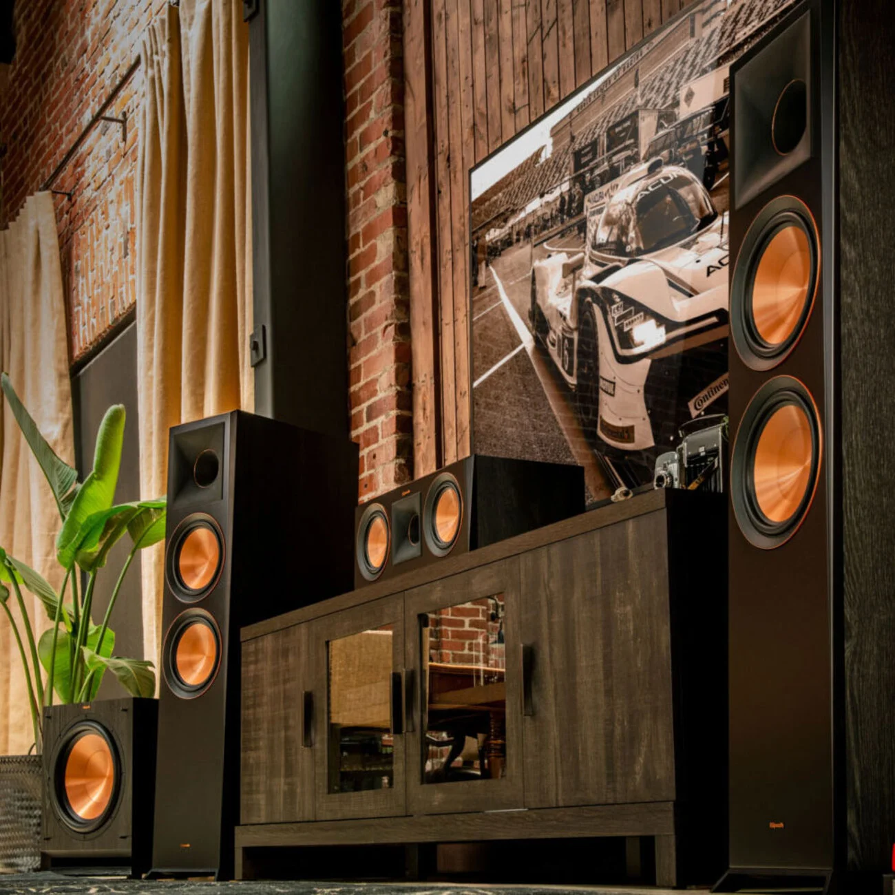 Loa Center chuyên dụng cho Home Cinema