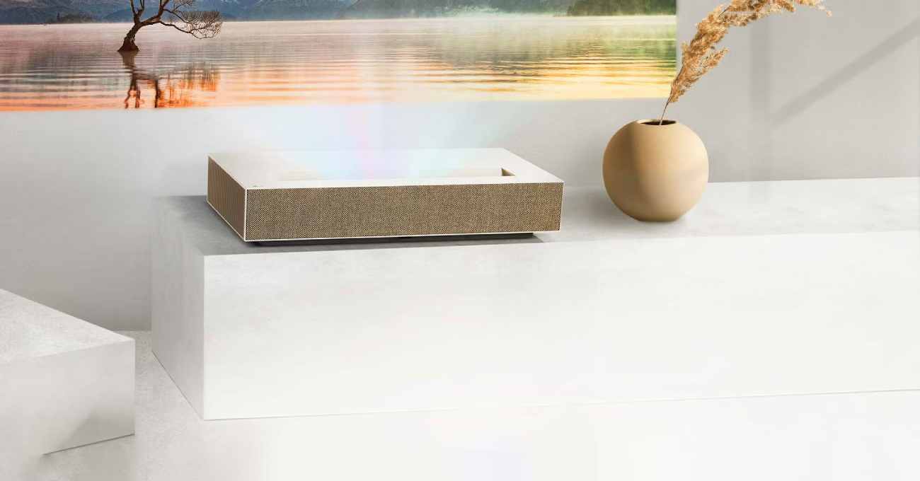 So sánh chất lượng hình ảnh giữa TV va máy chiếu