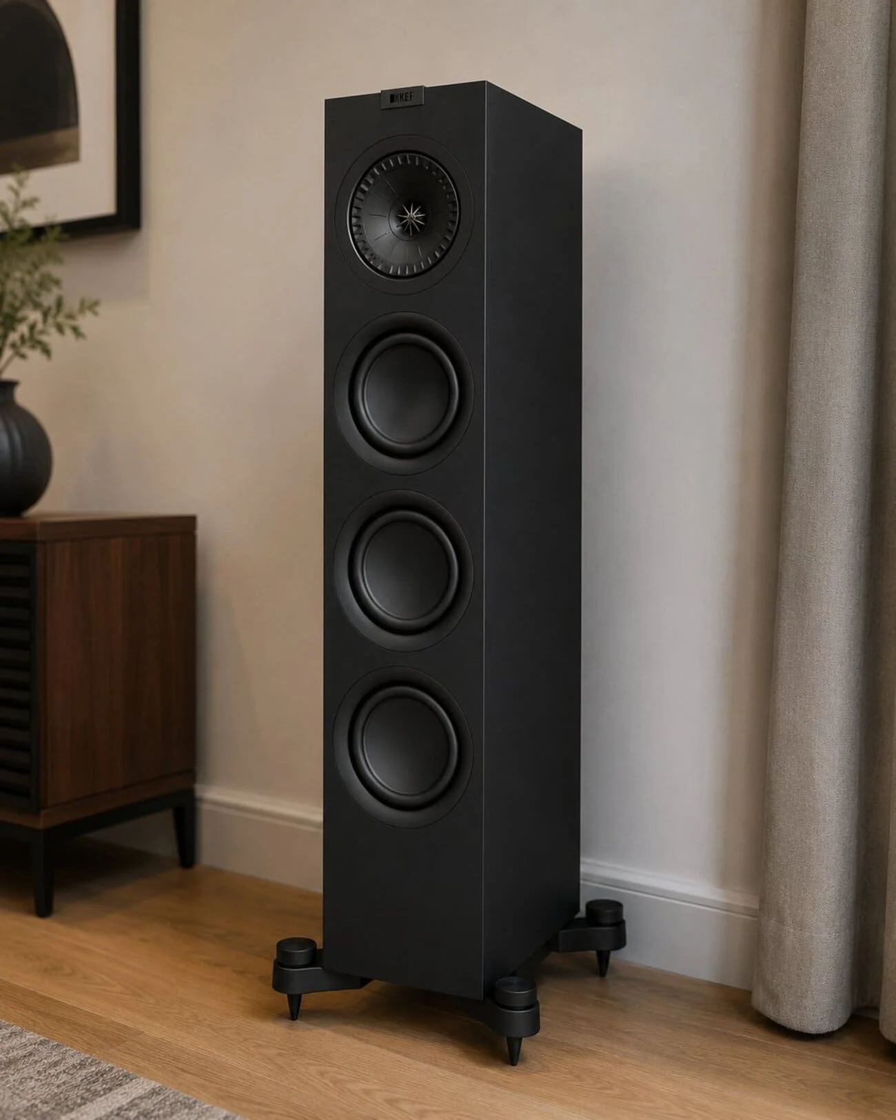KEF Q750 - Loa floorstanding cho phòng nghe nhạc cao cấp