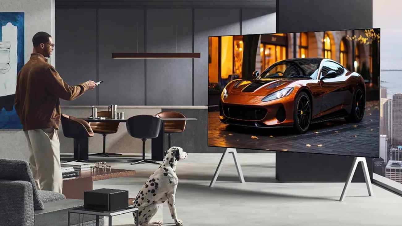 So sánh kích thước hình ảnh máy chiếu và TV