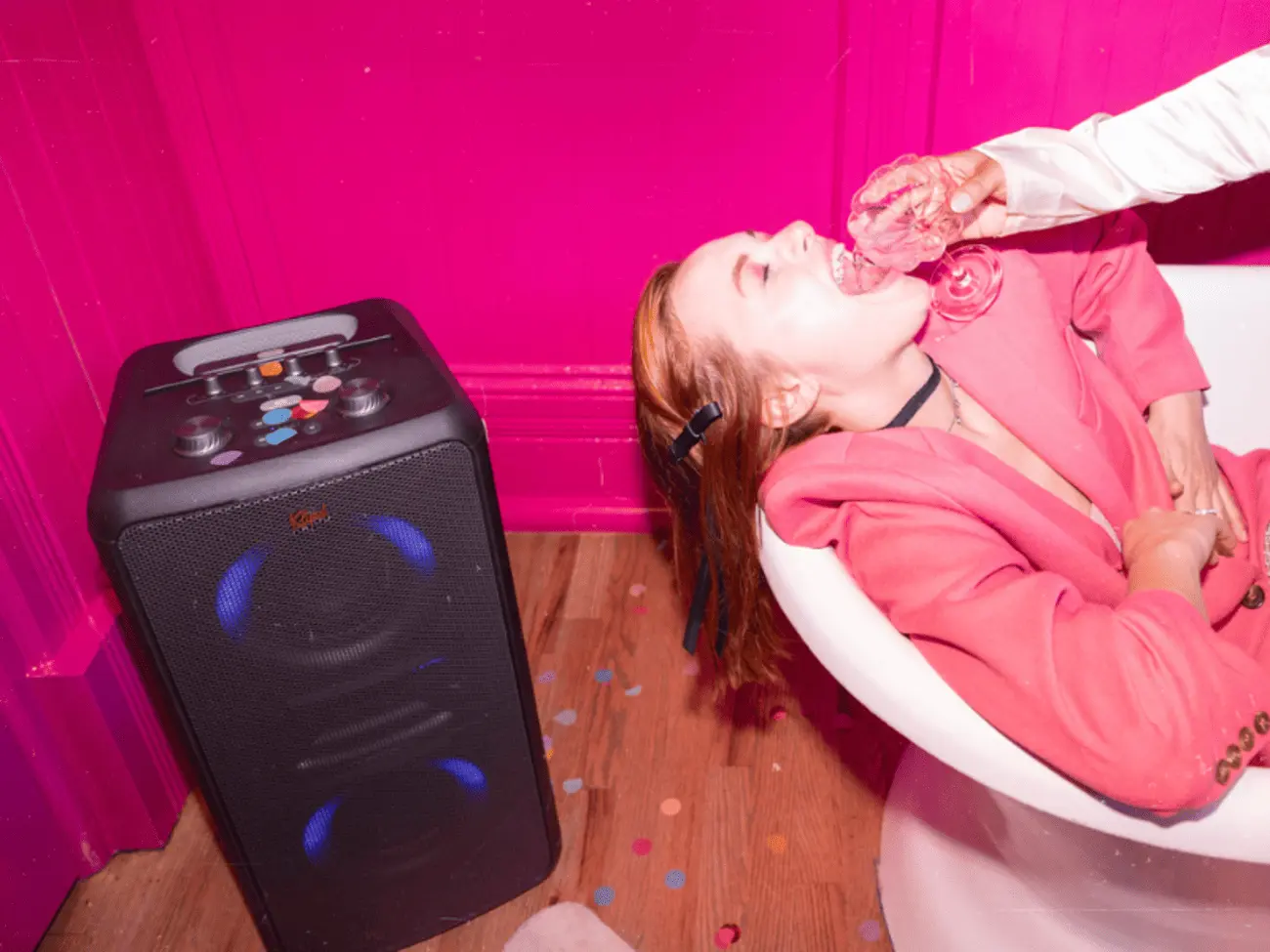 Loa di động Klipsch Miami – Loa Bluetooth Party công suất lớn