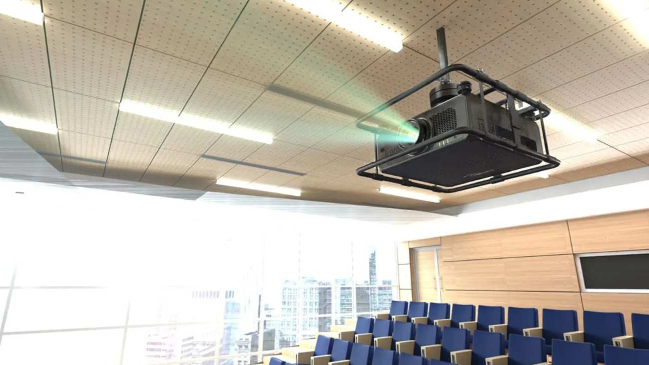 So sánh máy chiếu gaming Optoma và BenQ
