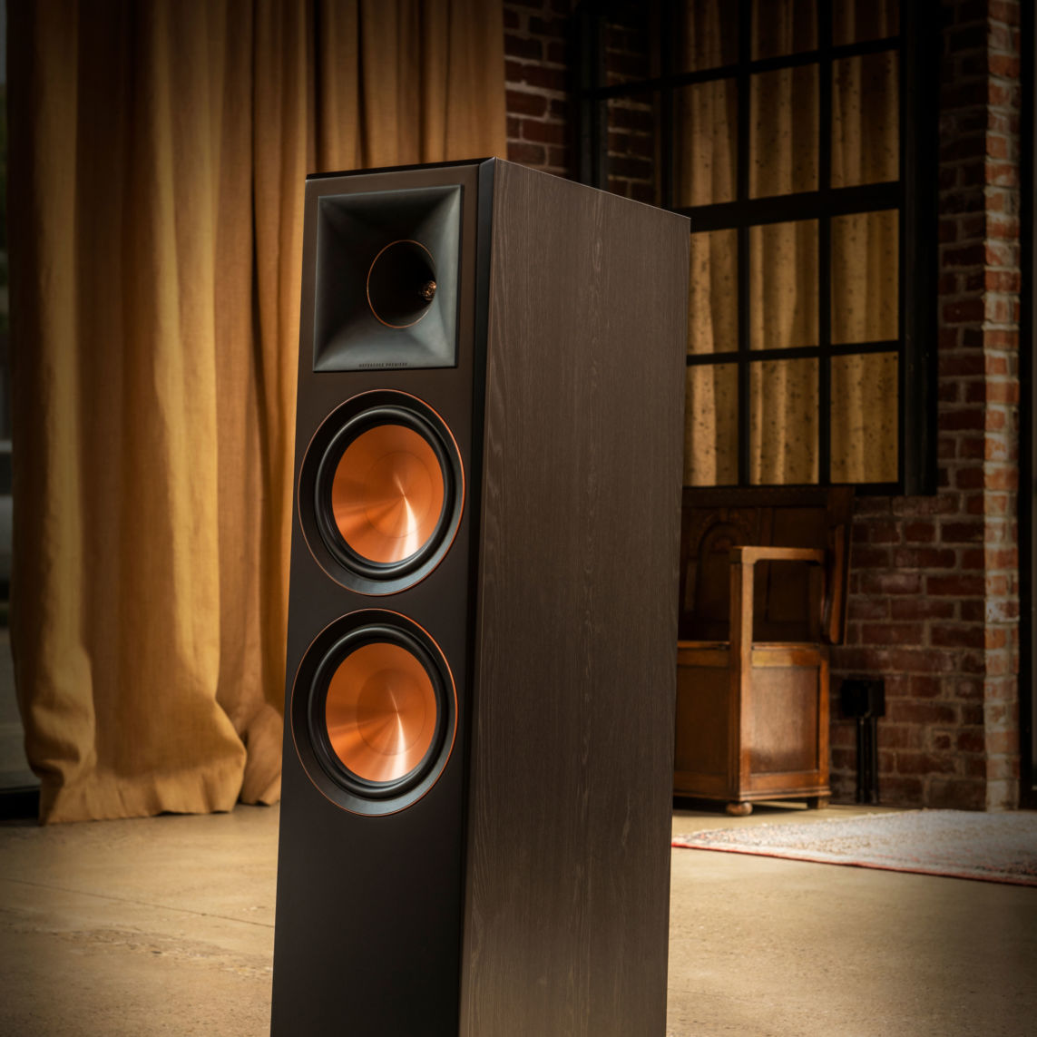 Loa Klipsch RP-8000F