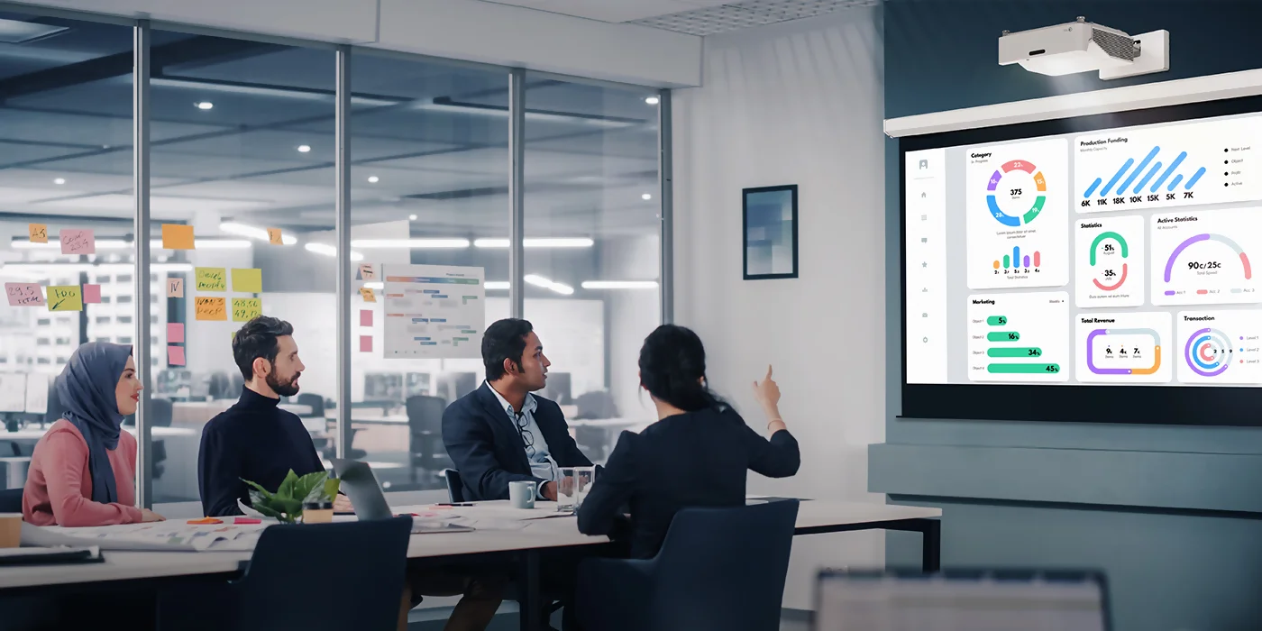 Quản Lý Thông Minh Toàn Diện Với Optoma OMS & FOTA