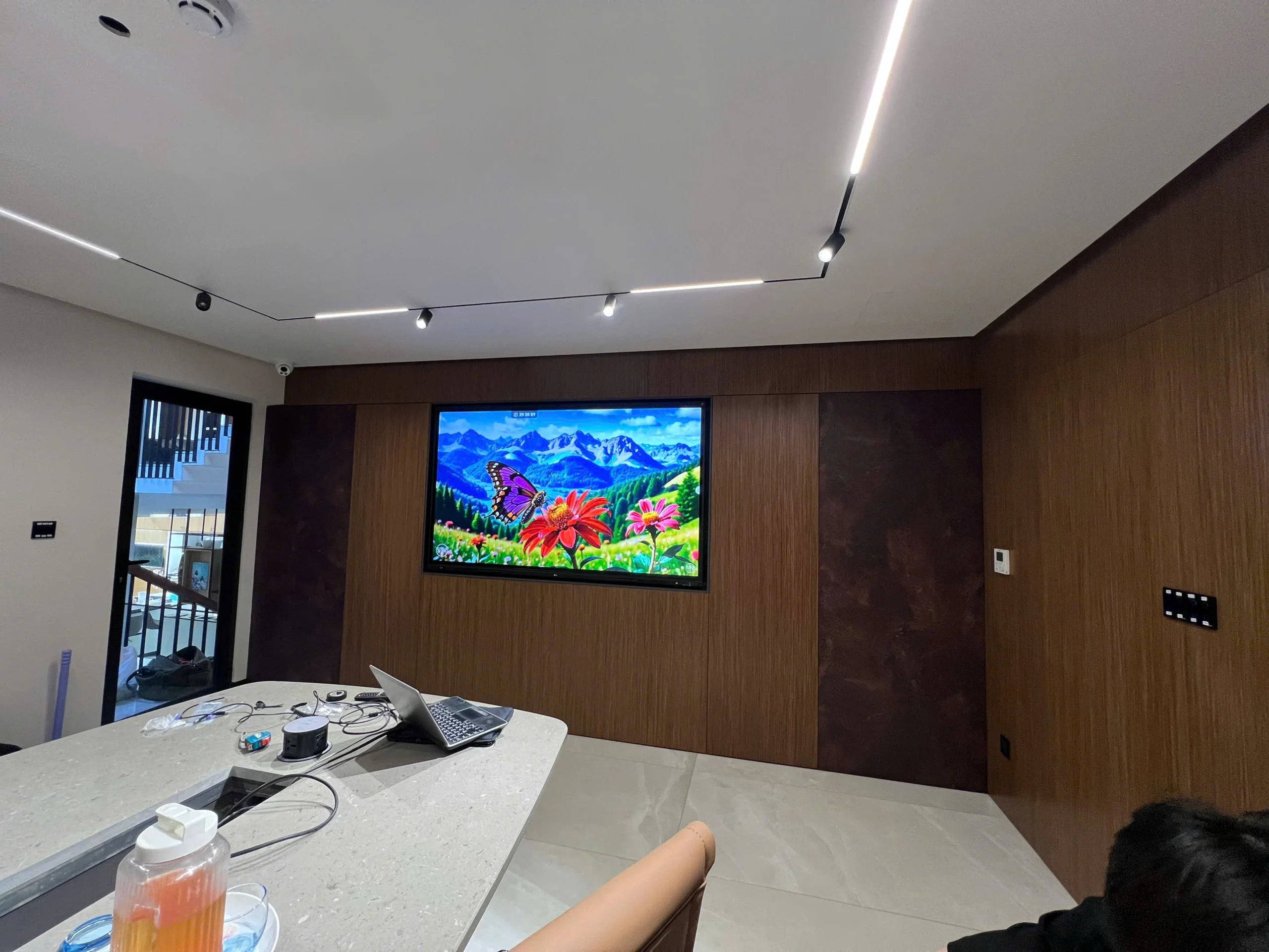 Hoàn thiện và bàn giao sản phẩm