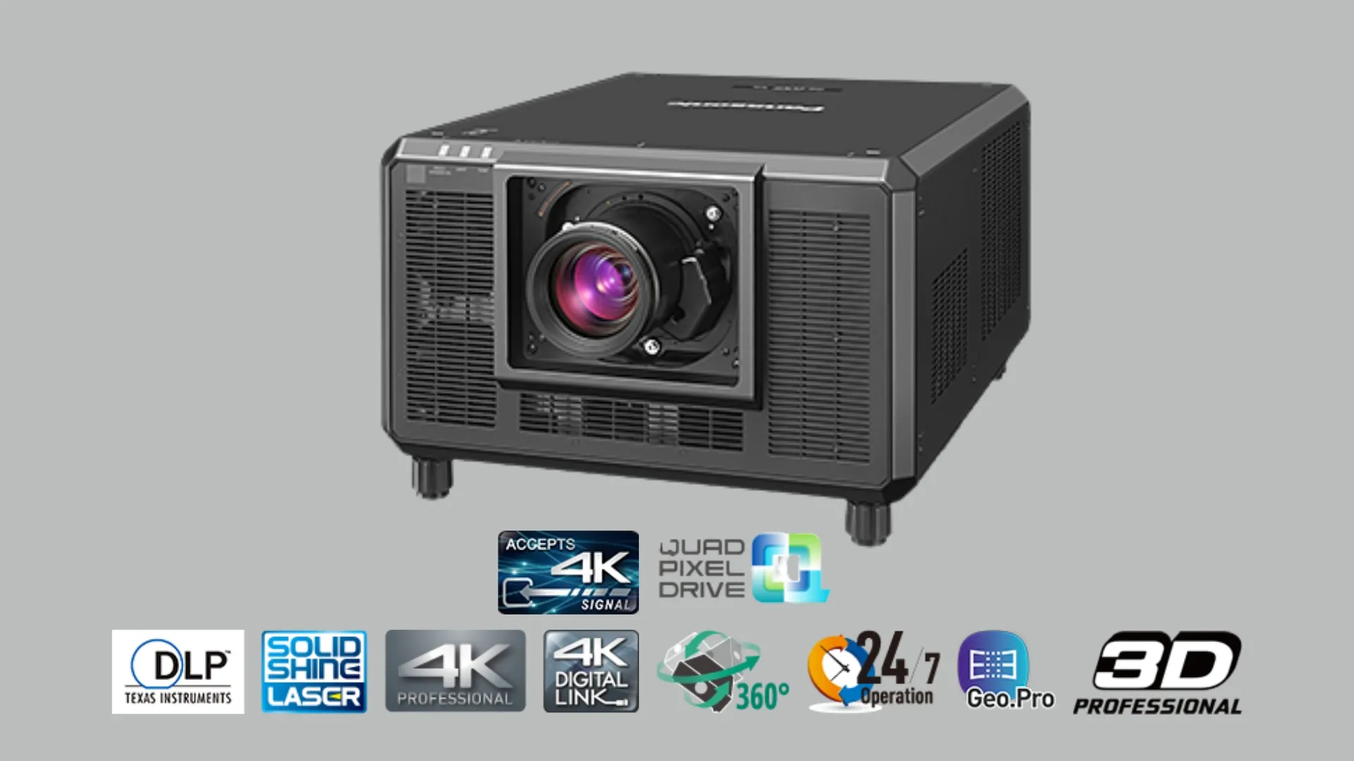 Panasonic PT-RQ35K – Máy chiếu 4K 30.500 ANSI Lumens nhỏ gọn cho sự kiện chuyên nghiệp