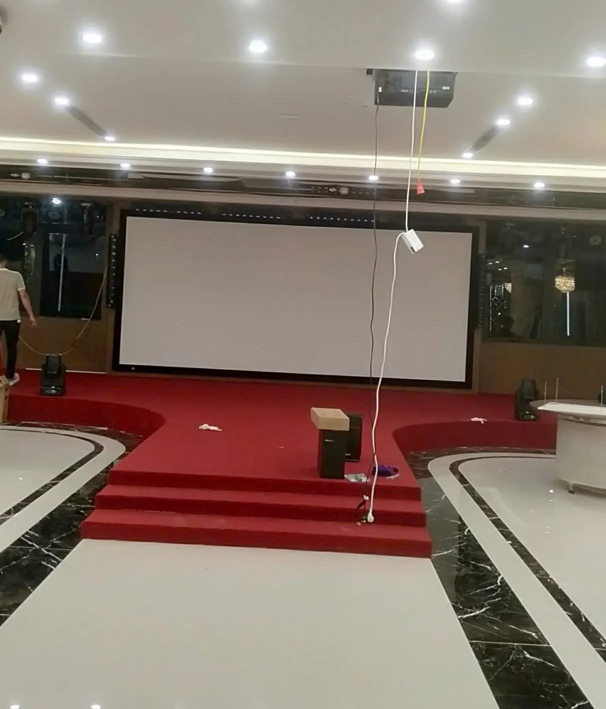 Ảnh màn chiếu Seemax tỉ lệ 21:9