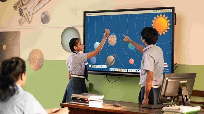 Thiết kế nhỏ gọn – cầm nắm tự nhiên