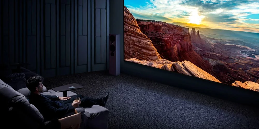 Máy chiếu BenQ W5850 – 4K HDR, độ sáng 3.000 lumens