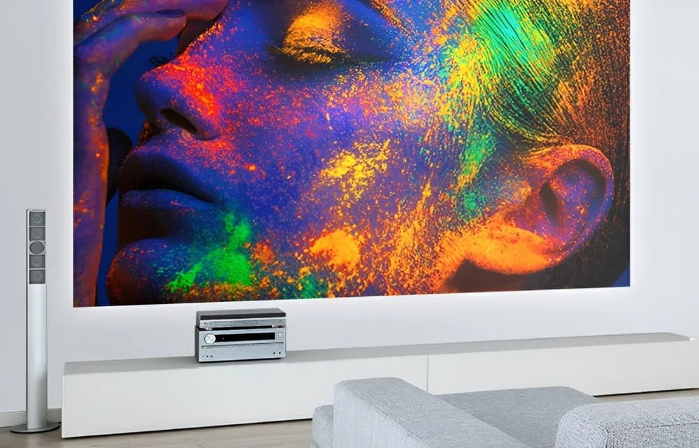 Máy chiếu 4K Epson EH-QL7000B – sáng mạnh, màu chuẩn